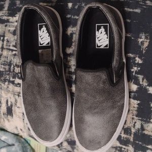 Vans slip ons size 10 mens black and white VANS CLASSIC SLIP-ON CRACKED LEATHER